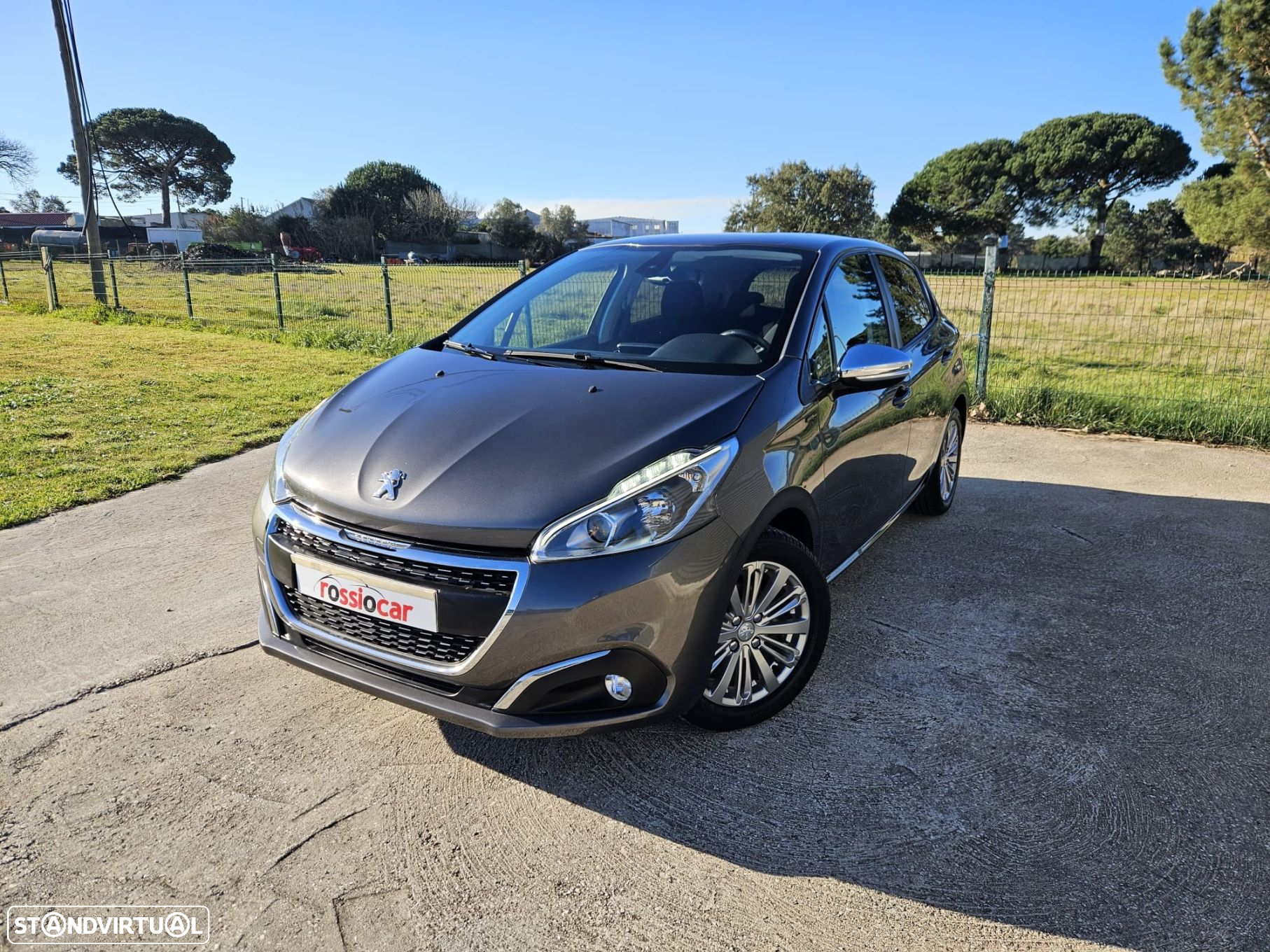 Peugeot 208 1.2 PureTech Signature - 2