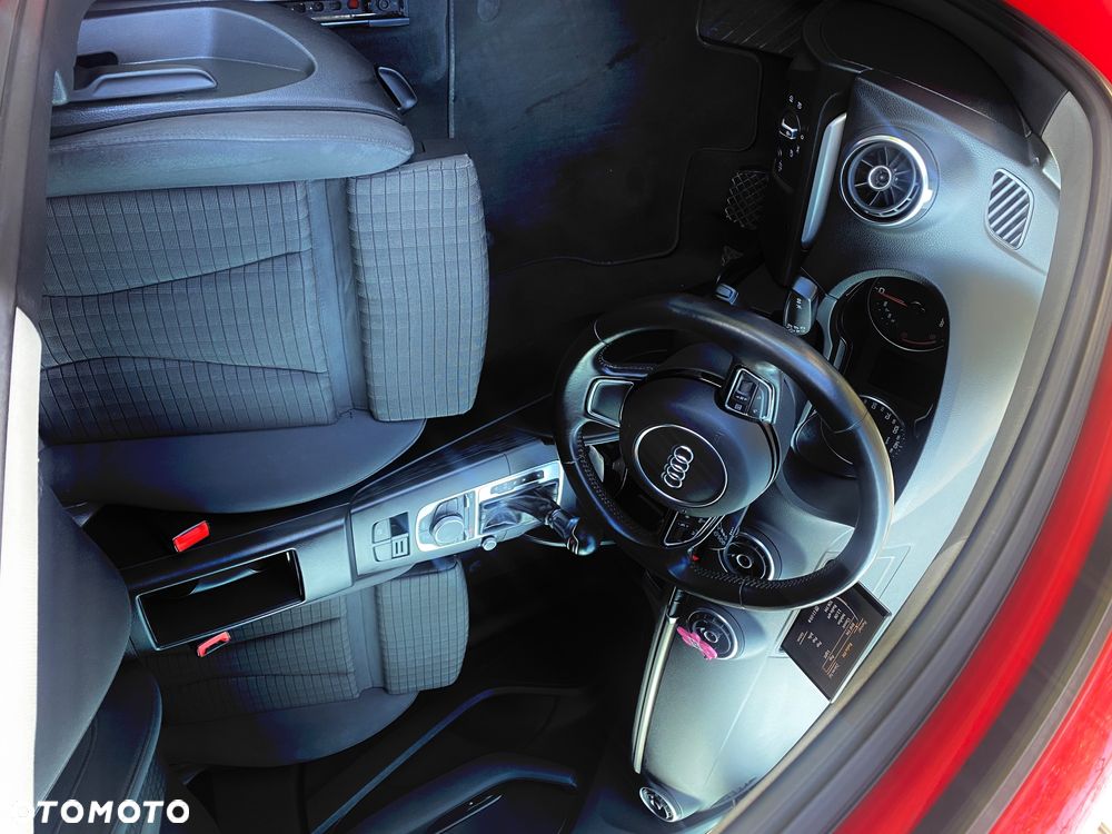 Audi A3 Sportback 2.0 TDI Sport S tronic - 12