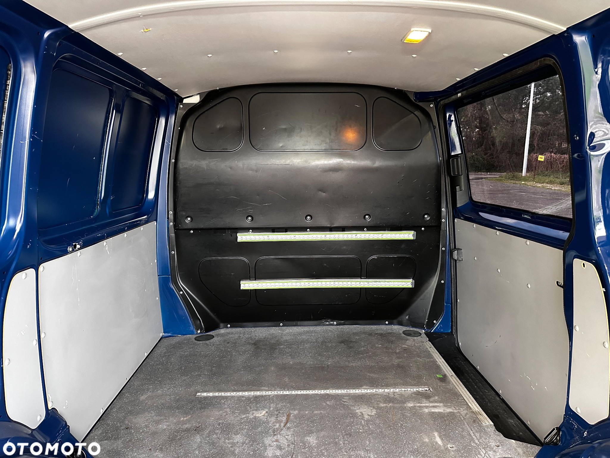 Volkswagen Transporter T6 - 17