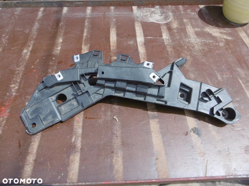 ŚLIZG MOCOWANIE LAMPY PRAWY BOXER JUMPER DUCATO MOVANO E6