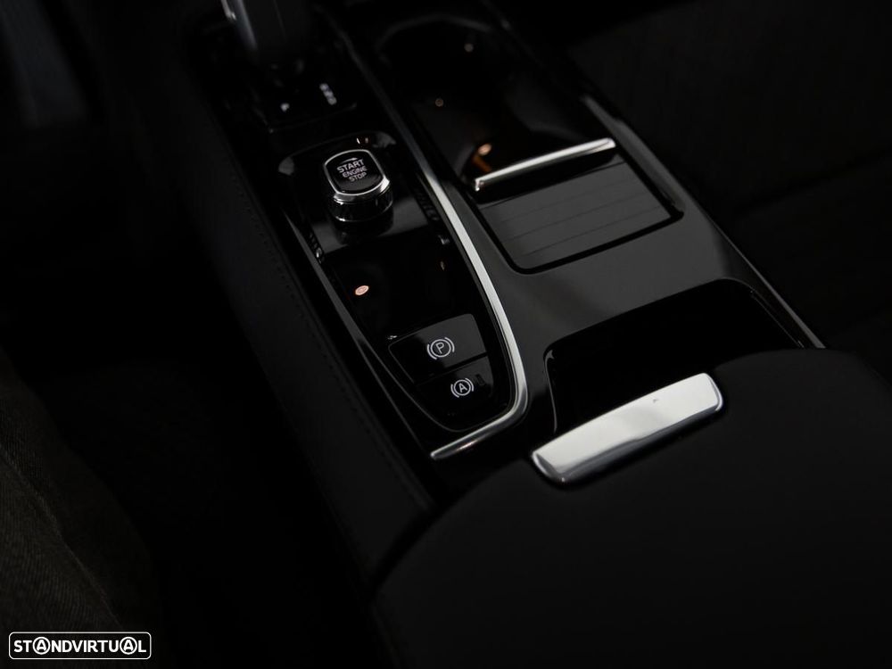 Volvo V60 2.0 T6 AWD TE Core - 19