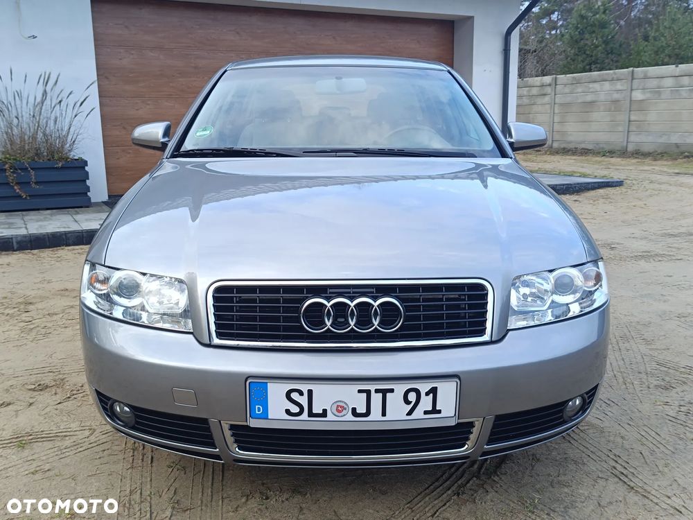Audi A4 Avant - 22