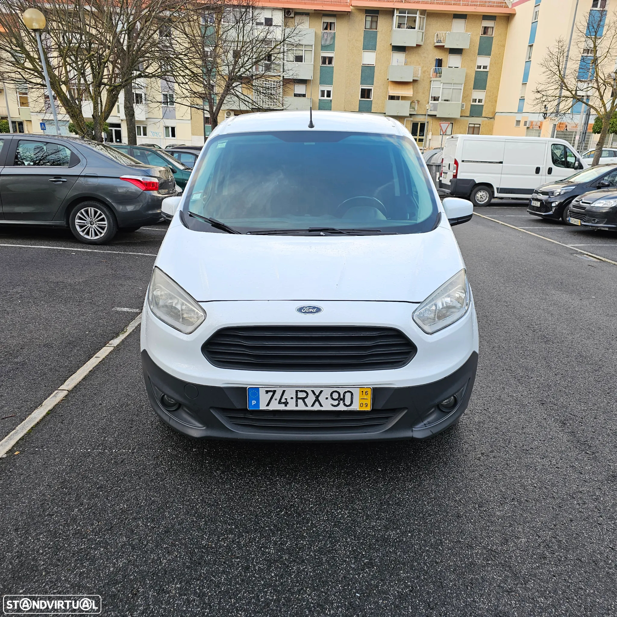 Ford Transit Courier - 5