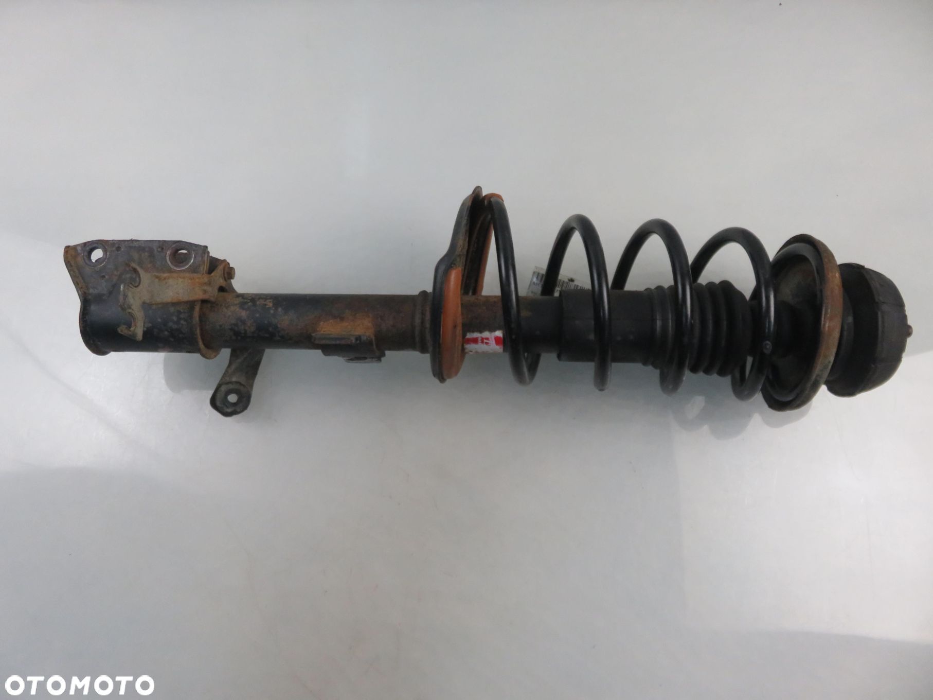 MCPERSON LEWY PRZEDNI DACIA DUSTER 1.6 16V 4x4 - K4M 606 - 1