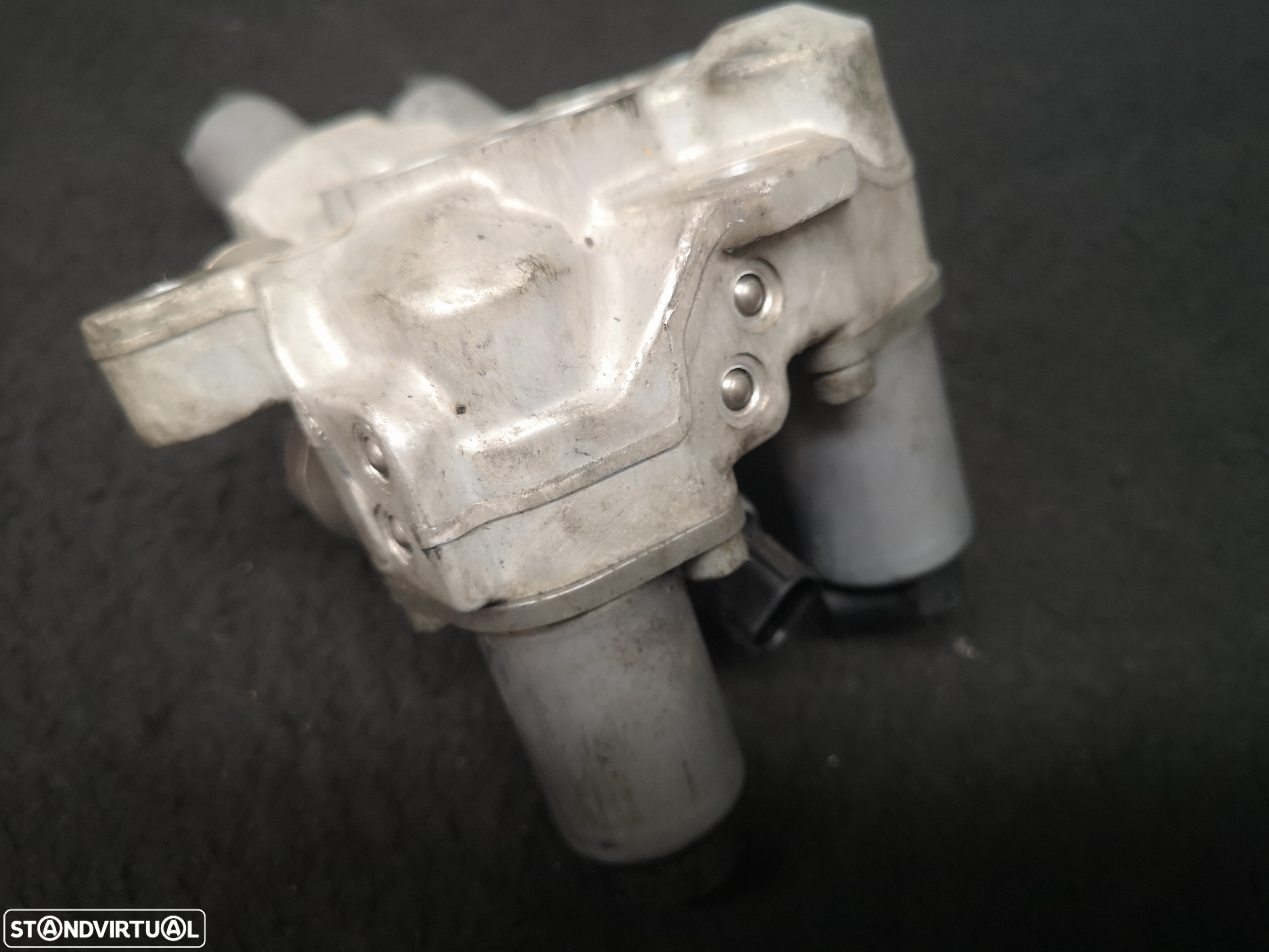 Bomba hidraulica suspençao bmw7 f01 F02 2008-2014 - 4