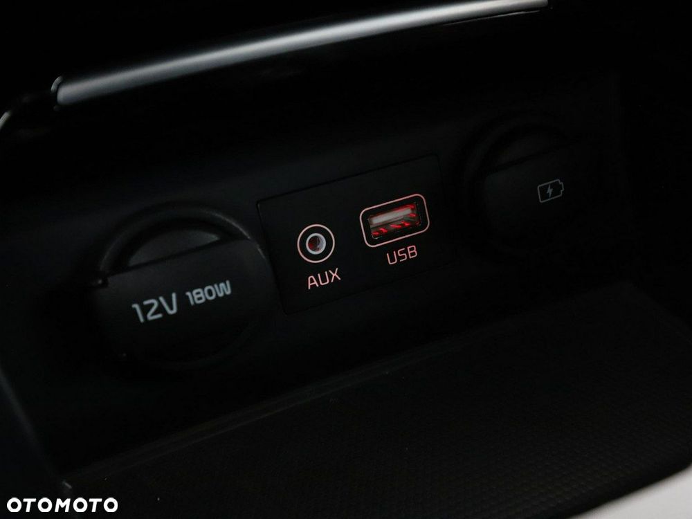 Kia ProCeed 1.6 T-GDI GT DCT - 29