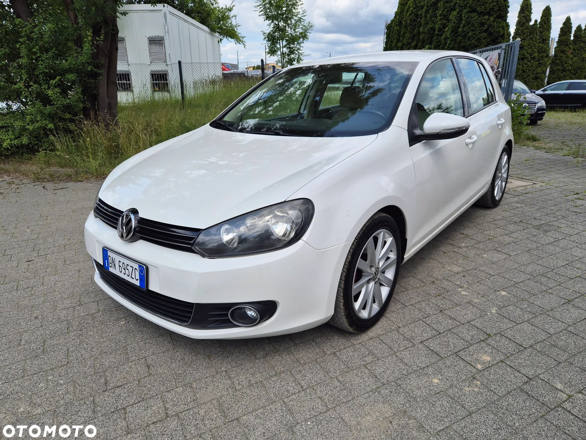 Volkswagen Golf VI 2.0 TDI Highline - 1