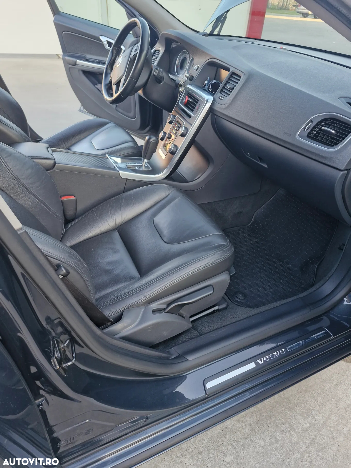 Volvo V60 T4 Basic - 6