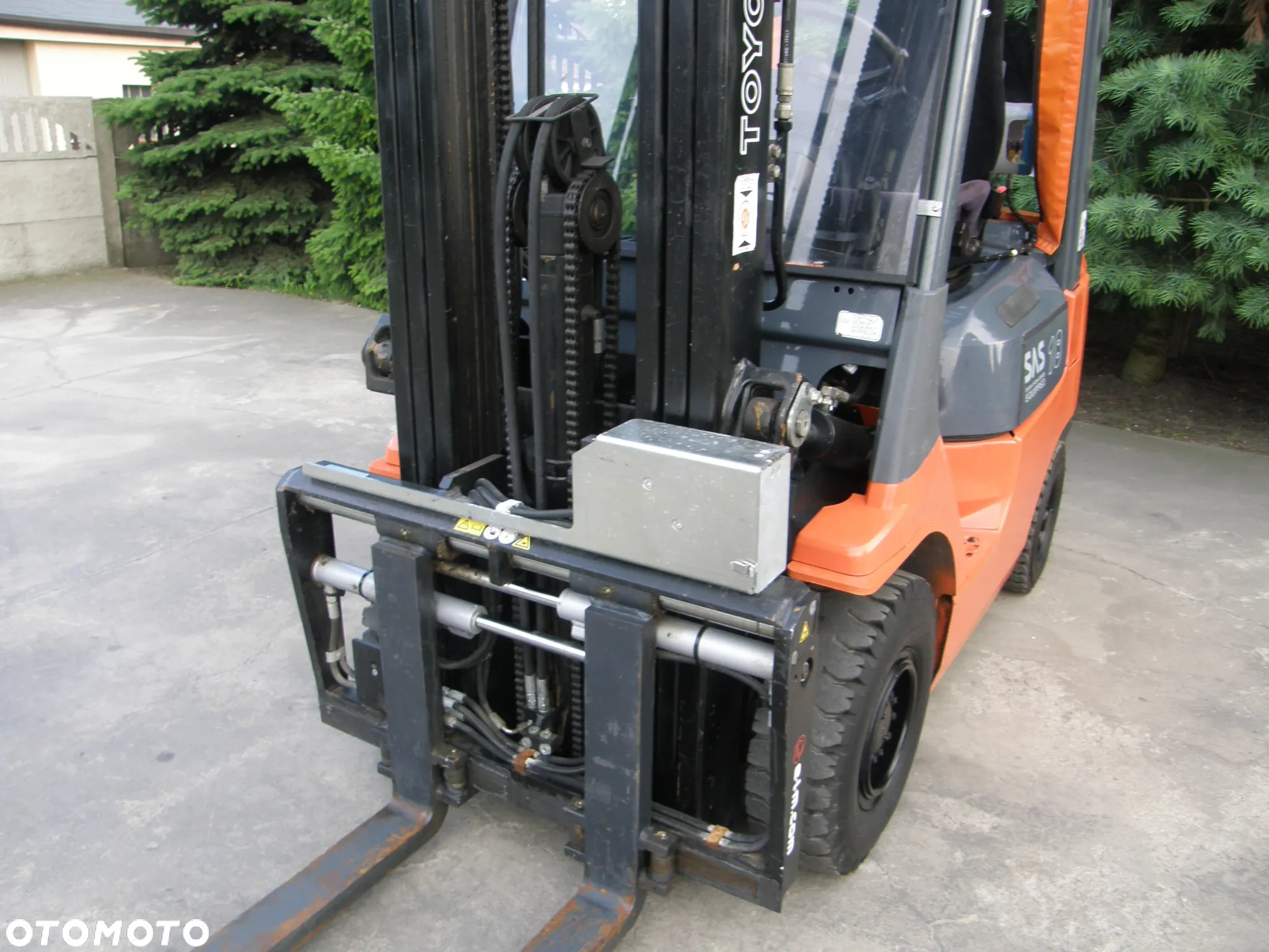 Toyota 7FGF18 2007 TRIPLEX 4,70m pozycjoner - 12