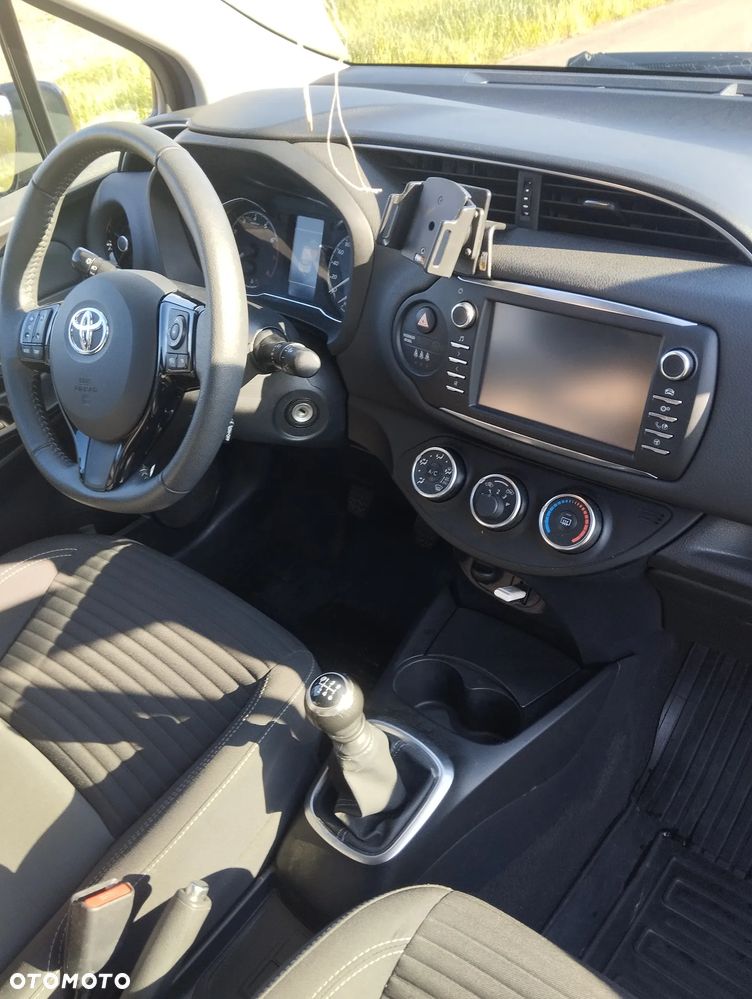 Toyota Yaris 1.5 Active - 14