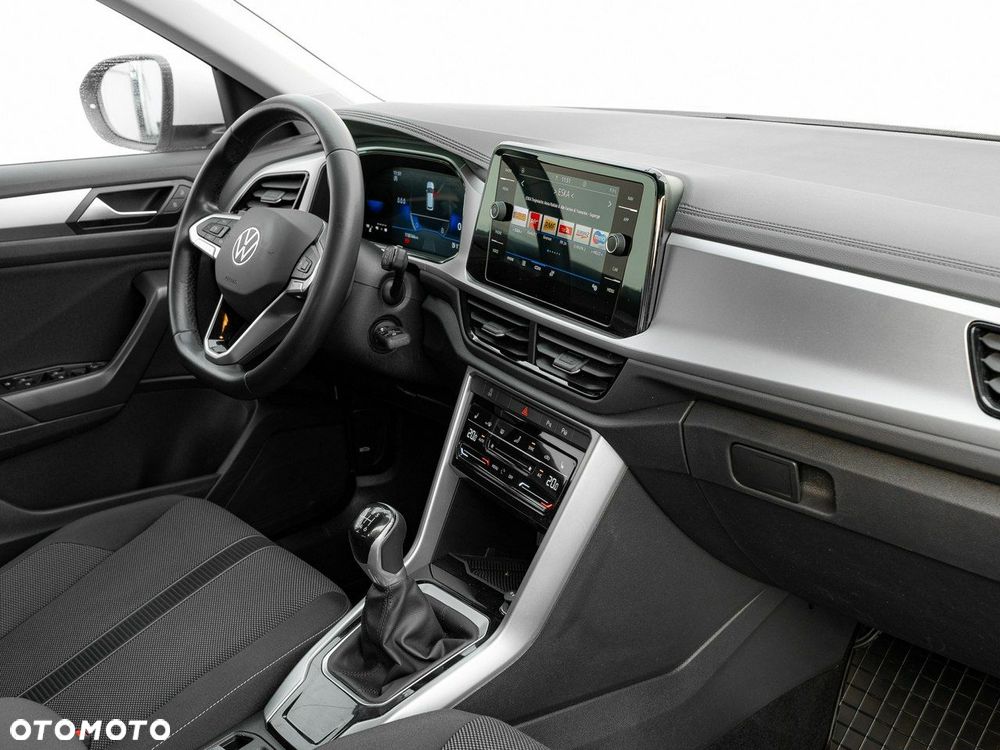 Volkswagen T-Roc 1.5 TSI Life - 32