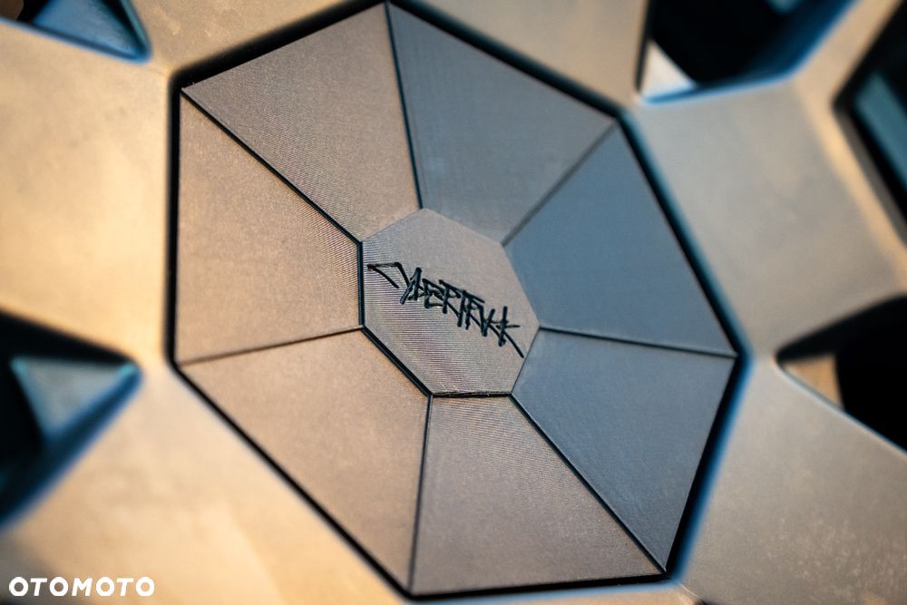 Tesla Cybertruck - 3