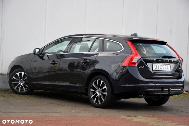 Volvo V60 D2 Drive-E Dynamic Edition (Momentum) - 3