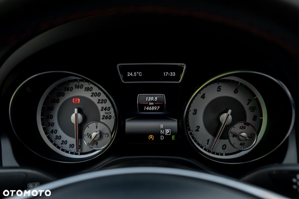 Mercedes-Benz CLA 250 7G-DCT AMG Line - 33