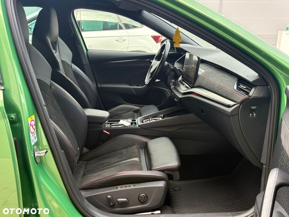 Skoda Octavia 2.0 TSI RS DSG - 14