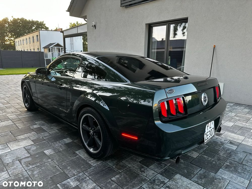 Ford Mustang - 8
