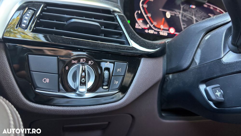 BMW Seria 5 530d xDrive Aut. - 19