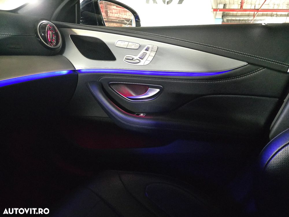 Mercedes-Benz CLS 300 d Aut - 17