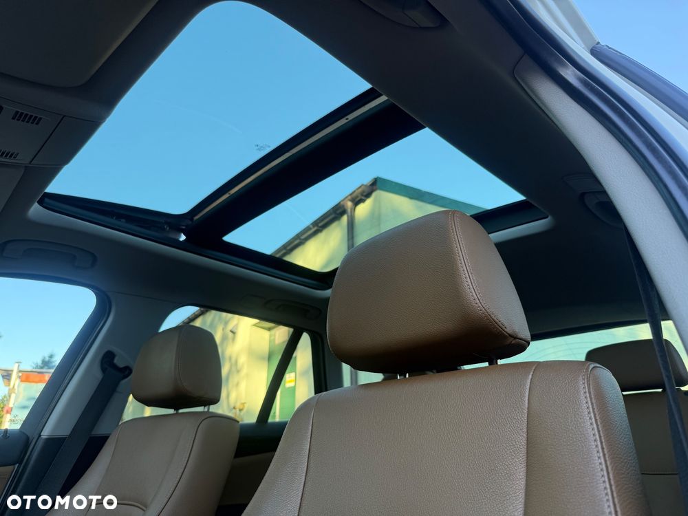BMW X1 - 15