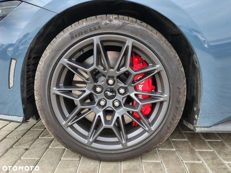 Ford Mustang - 7