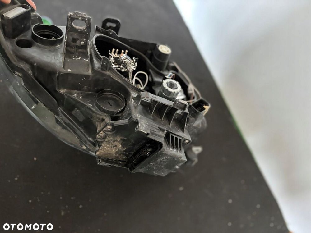 LAMPA LEWA REFLERTOR BMW E87 E88 SERIA 1 LIFT BI XENON NIE SKRĘTNY SZARA EU - 6