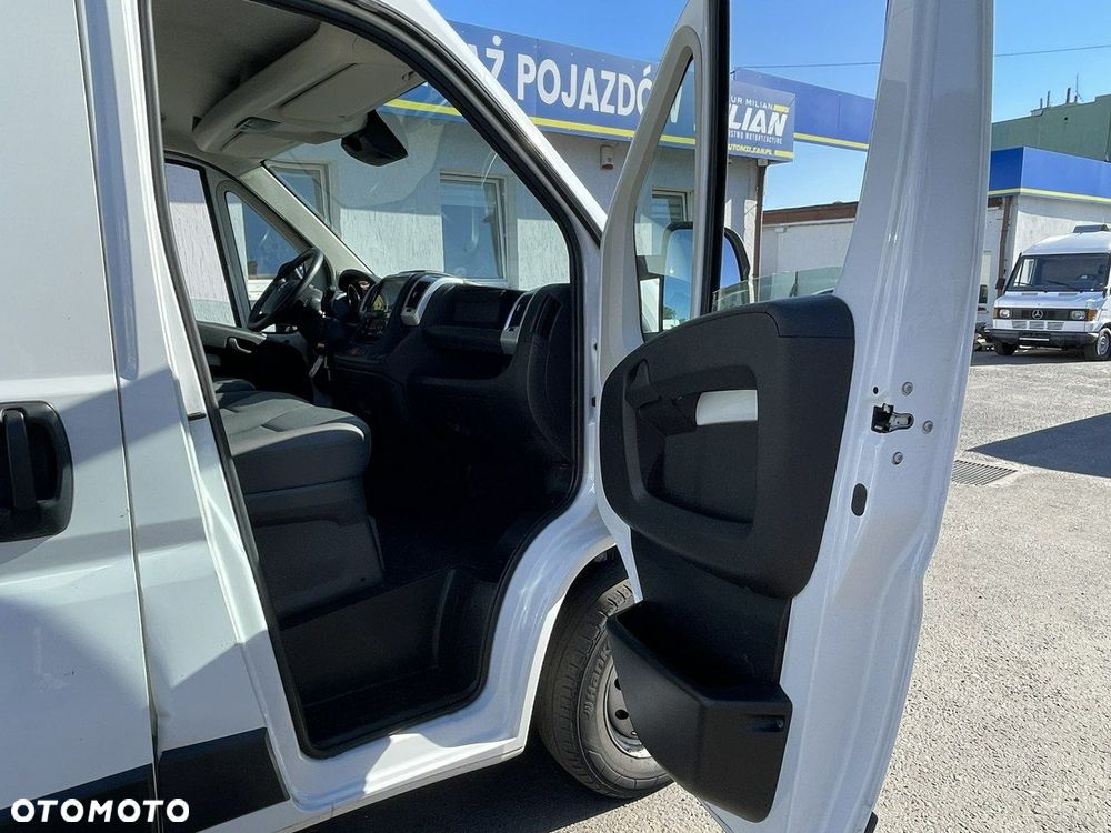 Opel Movano - 10