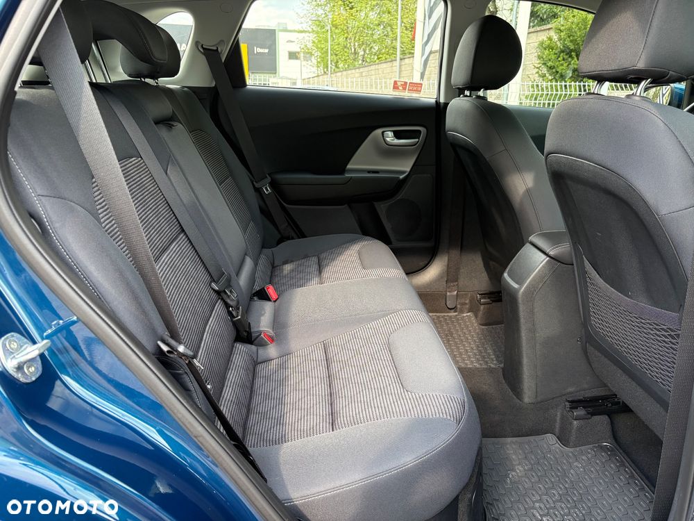 Kia Niro 1.6 GDI Hybrid M - 25