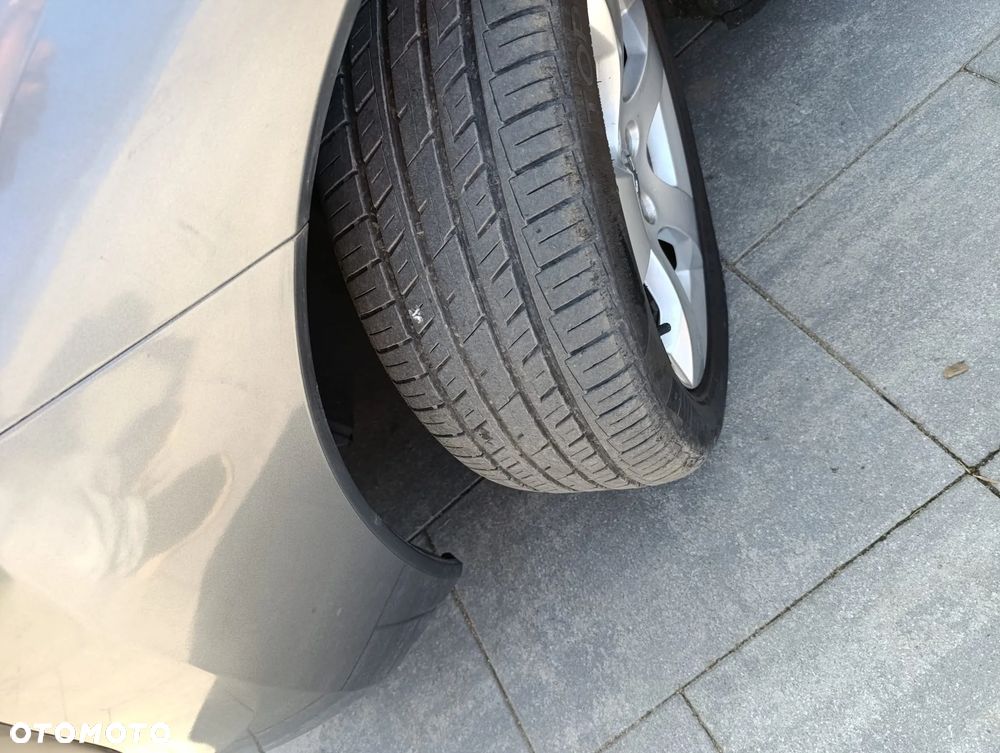 Peugeot 3008 1.6 Premium - 11