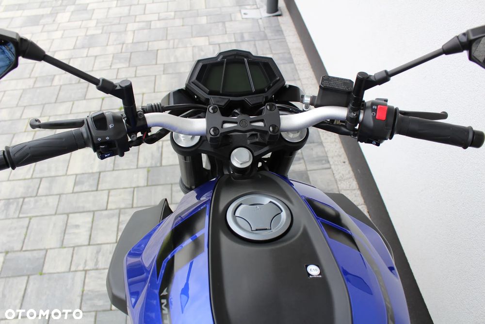 Yamaha MT - 16