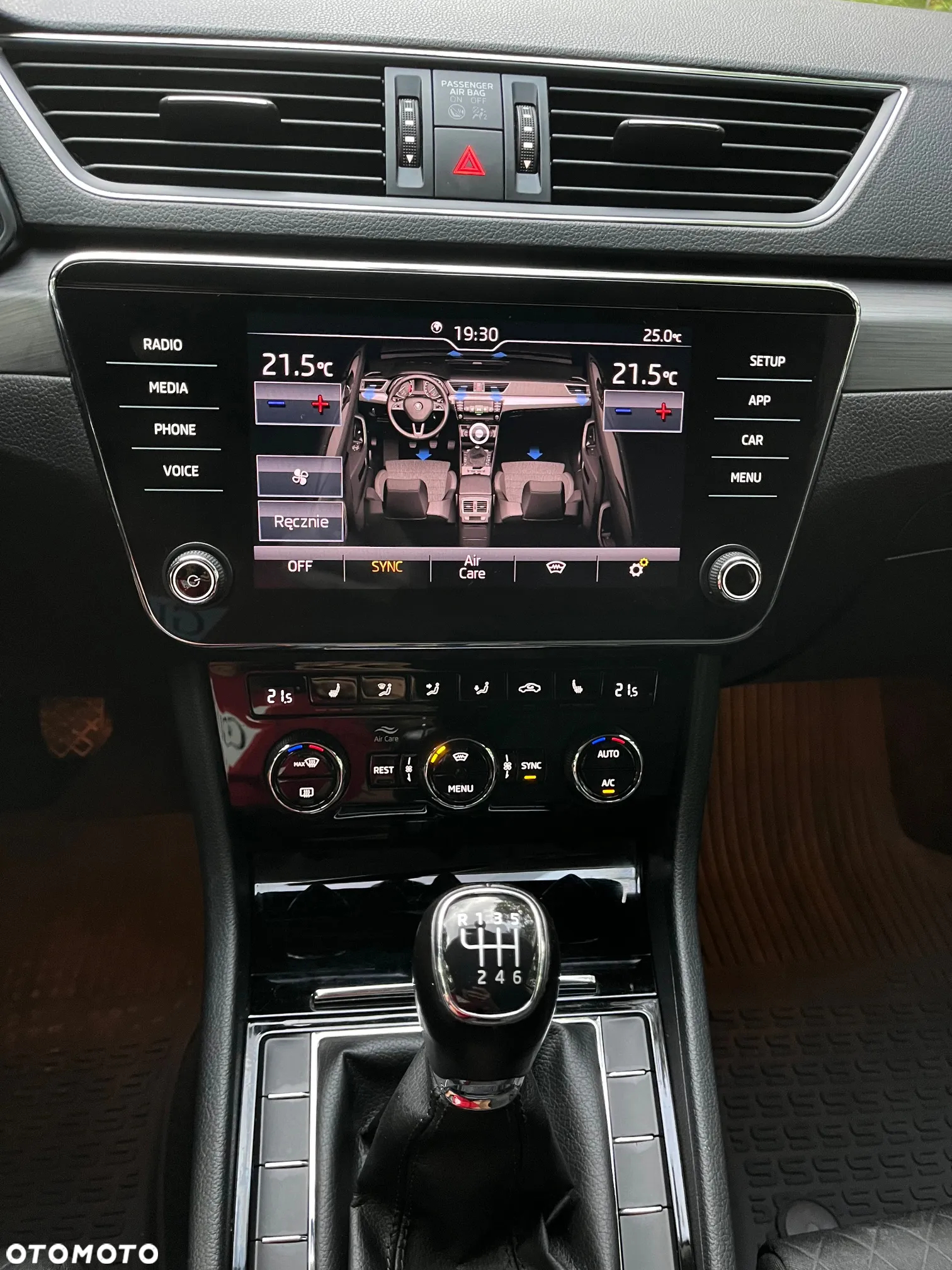 Skoda Superb 2.0 TDI Style - 26