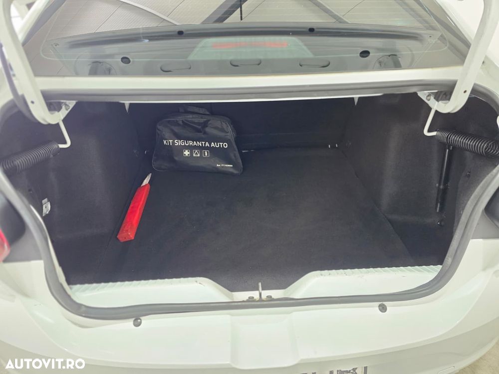 Dacia Logan ECO-G 100 MT6 Expression - 14