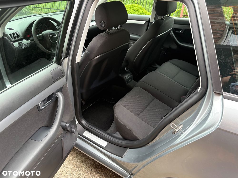 Audi A4 Avant 2.0 TDI Multitronic - 12