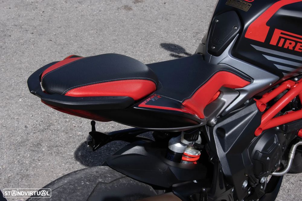 MV Agusta Brutale RR Pirelli Edition 36/50 - 20
