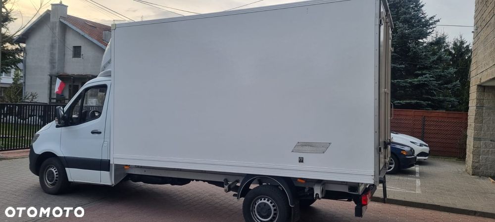 Mercedes-Benz SPRINTER - 3
