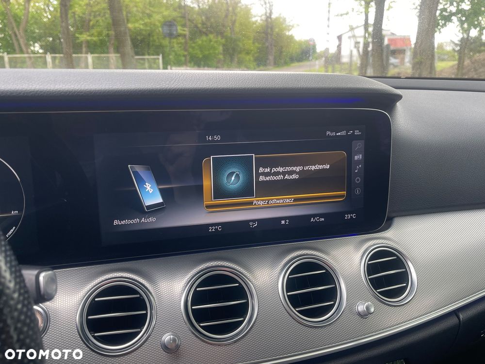 Mercedes-Benz Klasa E 220 d 9G-TRONIC - 21