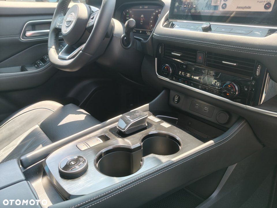 Nissan X-Trail - 12