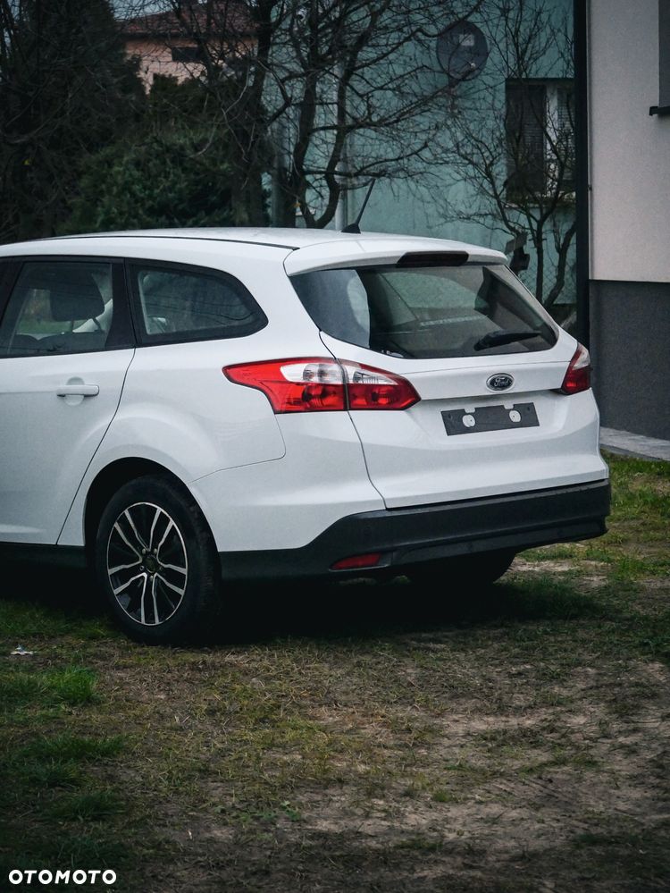 Ford Focus 1.6 TDCi DPF Trend - 6