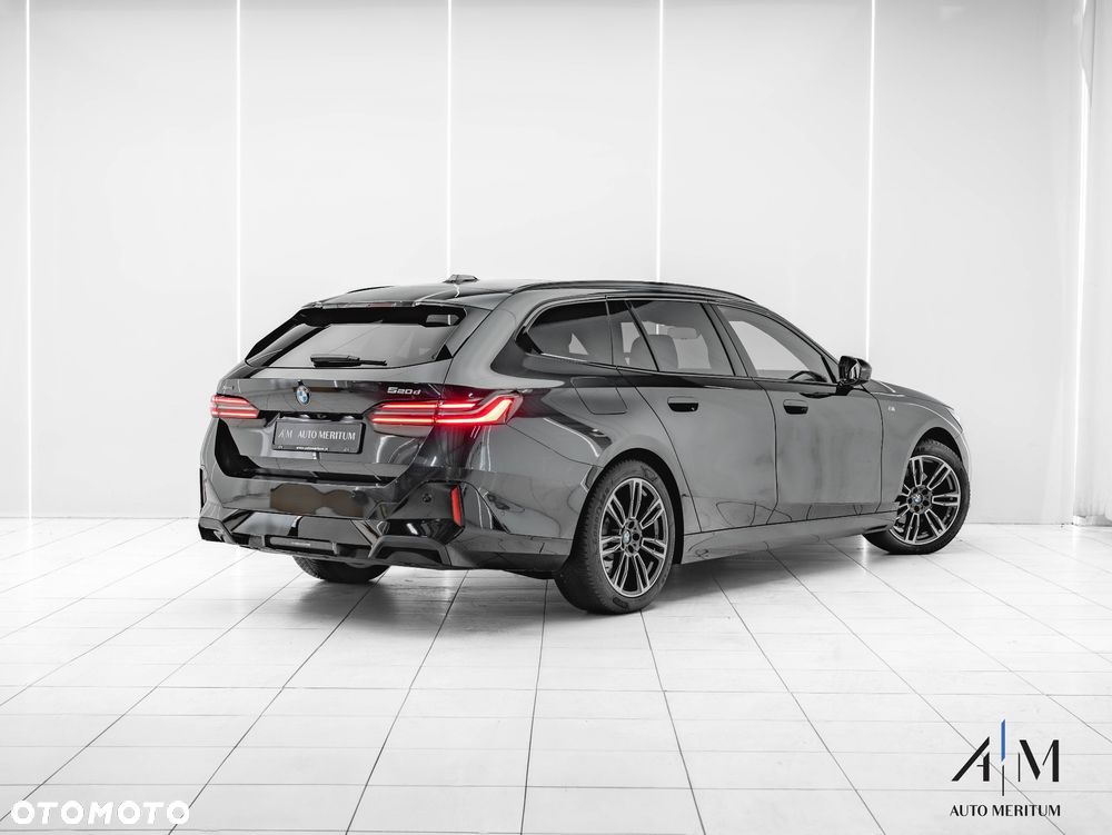 BMW Seria 5 520d xDrive - 5