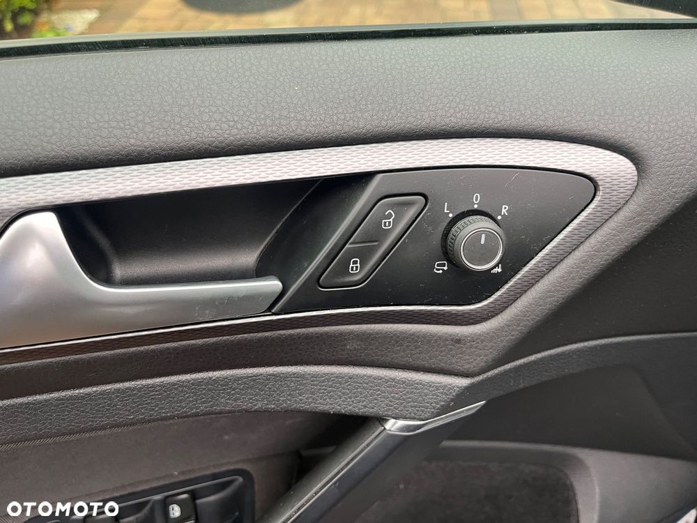 Volkswagen Golf 1.2 TSI BlueMotion Technology Lounge - 7