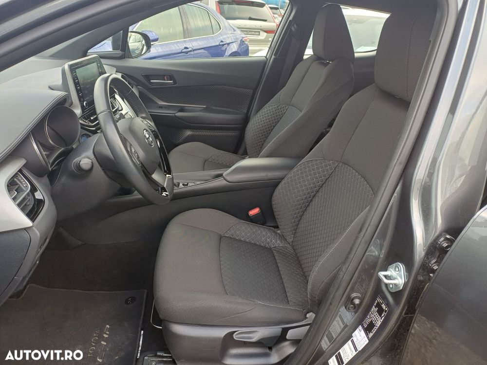 Toyota C-HR 1.8 HSD 122 CP 4x2 CVT Core - 11