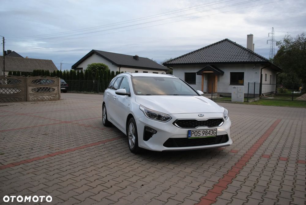 Kia Ceed 1.6 CRDi SCR L Business Line - 4