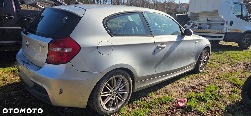 BMW Seria 1 118d DPF - 1