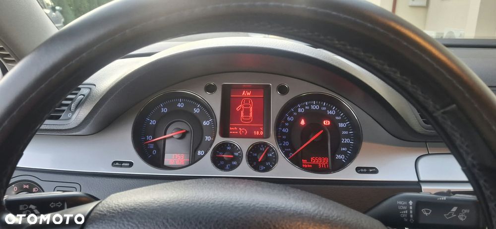 Volkswagen Passat - 8