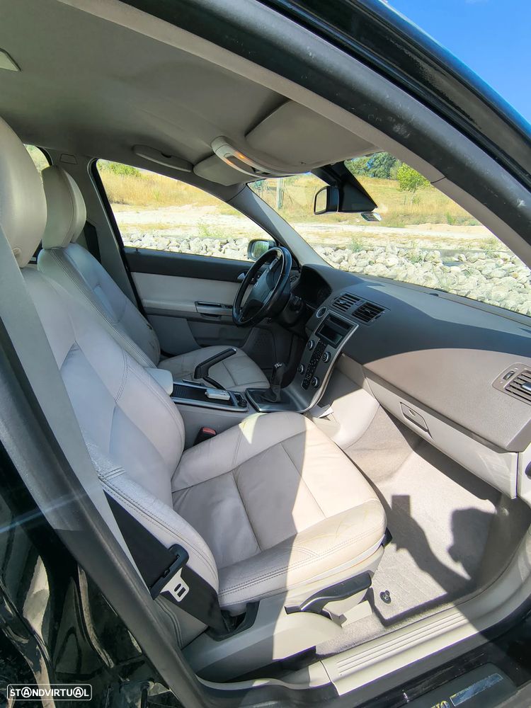 Volvo S40 2.0 D Momentum - 9