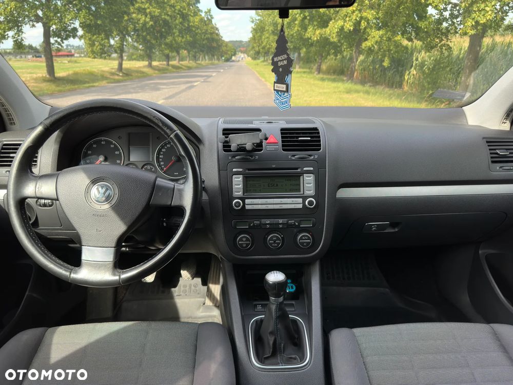 Volkswagen Golf - 15