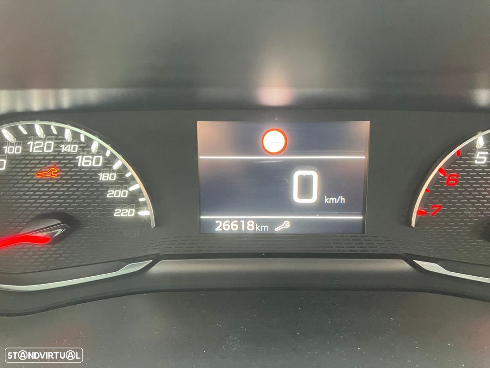 Peugeot 208 1.2 PureTech Active Pack - 9