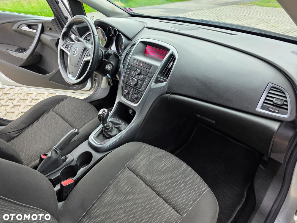 Opel Astra 1.7 CDTI DPF Edition - 12