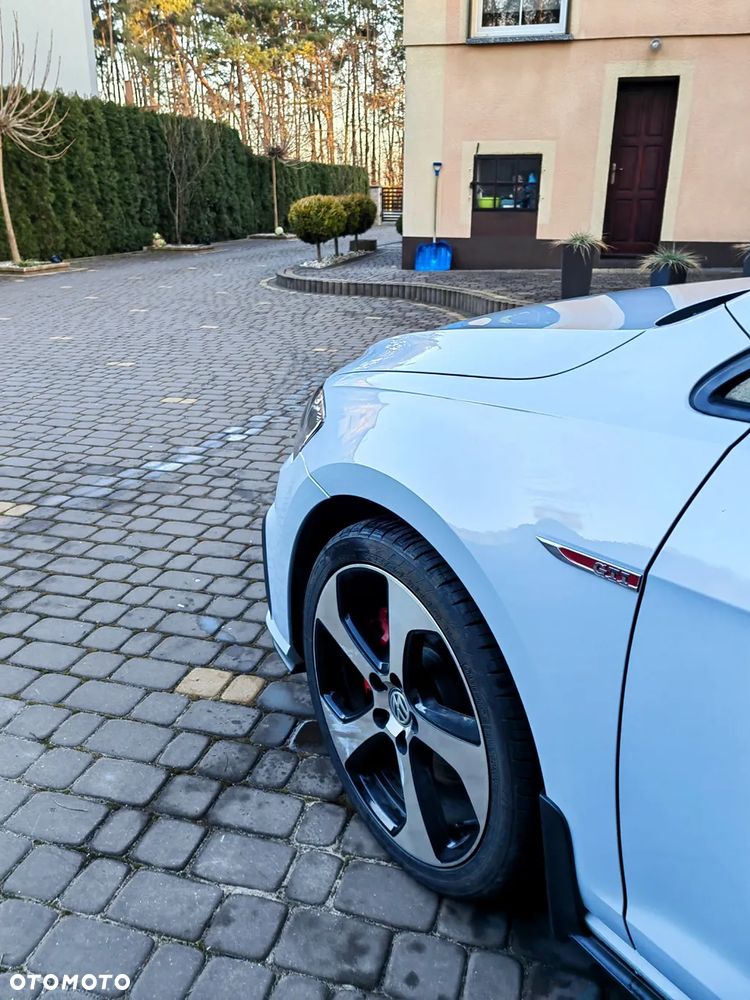 Volkswagen Golf 2.0 TSI BMT GTI DSG - 6