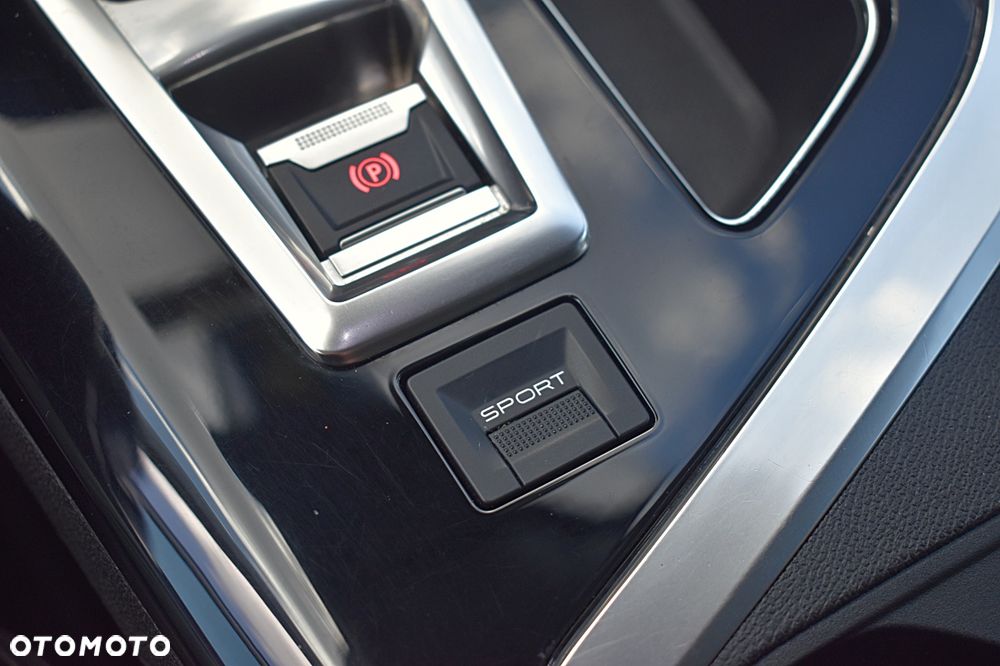 Peugeot 3008 BlueHDi 120 EAT6 Stop & Start Allure - 36
