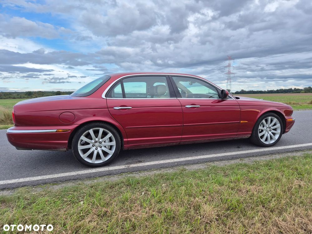 Jaguar XJ Super V8 (LWB) - 14